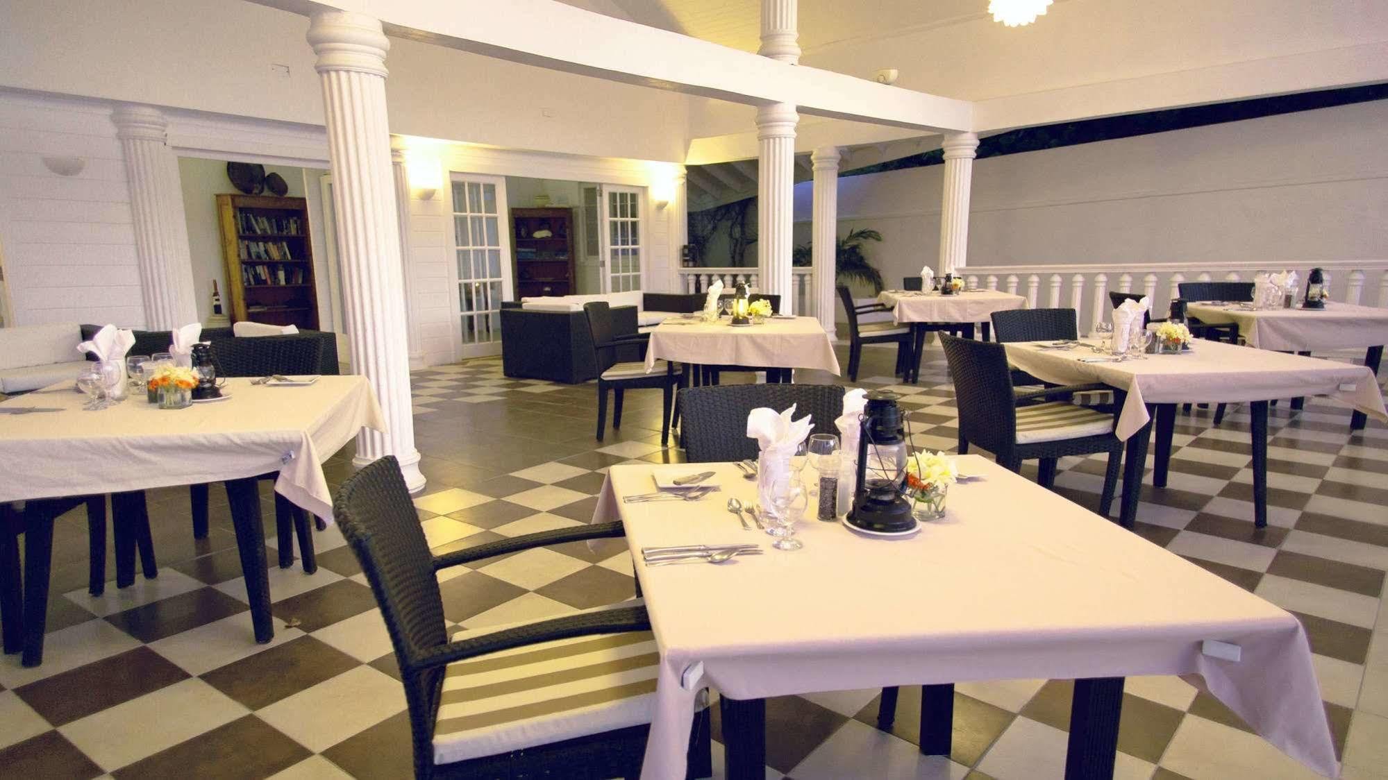 Davids Beach Hotel Clifton Kültér fotó
